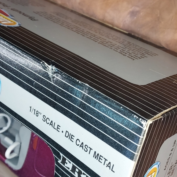 American Muscle Plymouth Prowler 1:18 Die Cast Metal Candy Magenta Ertl 1995 - Picture 12 of 12